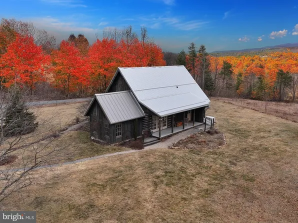 224 Hanks Rd, Crystal Spring, PA 15536