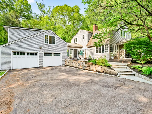 1111 Rock Rimmon Road, Stamford, CT 06903