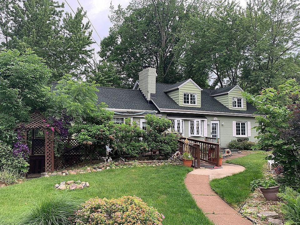 1st image of 7456 Oval Dr