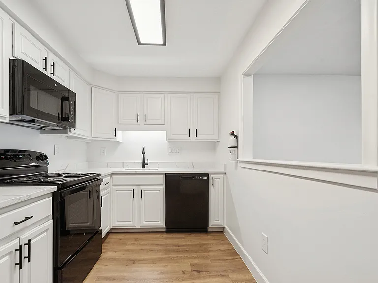 ReNew Waltham — Photo 11