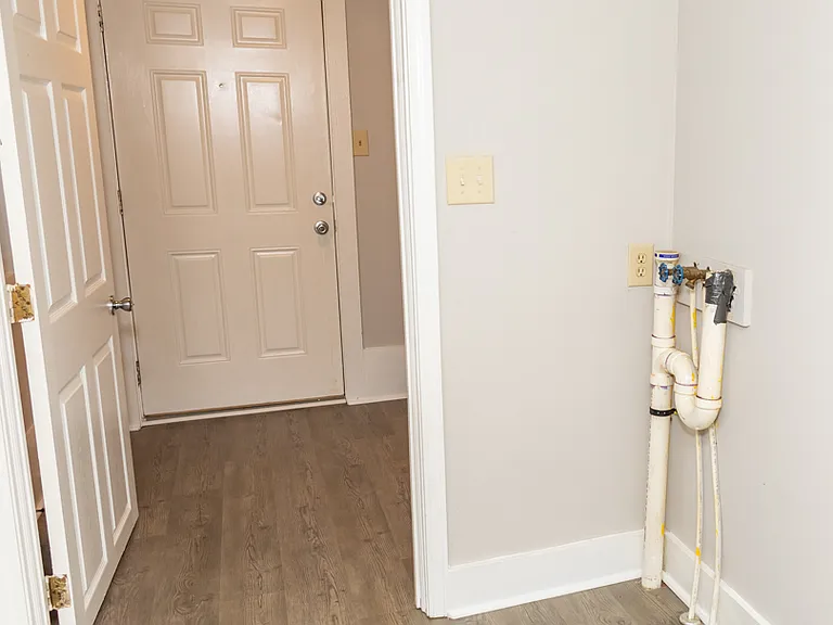 1651 C V Johnson Dr — Photo 12