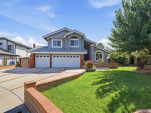 3rd image of 7081 Woodbury Ct