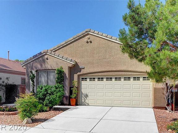 3rd image of 10809 Scamadella St