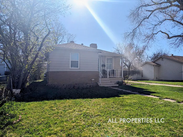 4544 S Grant St — Photo 5