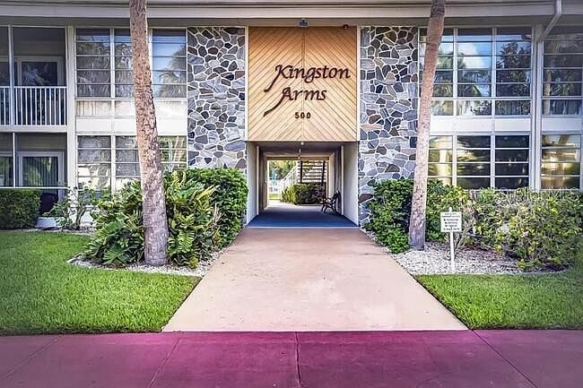 1st image of 500 S WASHINGTON DRIVE #21B