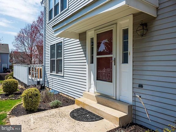 5th image of 108 Cross Country Ct