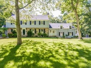 19 Sherry Ln, Darien, CT 06820