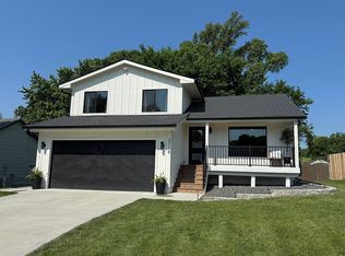3718 SE 18th St, Des Moines, IA 50320