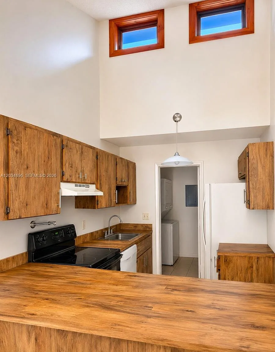 Woodscape Townhomes — Photo 2