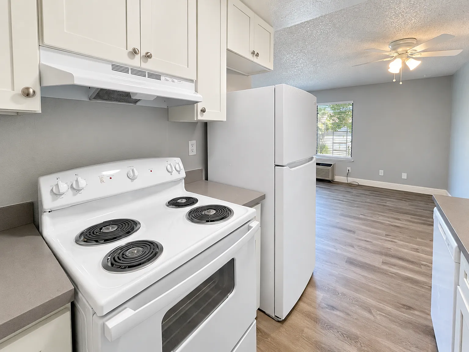 Wright Place Apartments — Photo 1