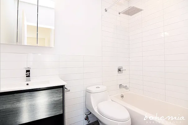 Rented by Bohemia Realty Group | media 23