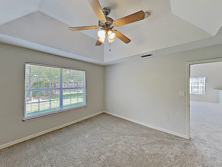 113 Red Maple Ct — Photo 32
