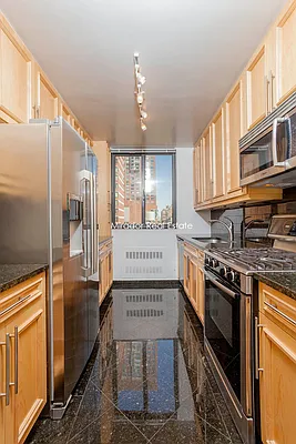 Rented by Mirador Real Estate | media 59