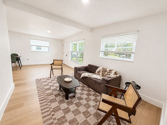 5th image of 9142 Suncrest Blvd