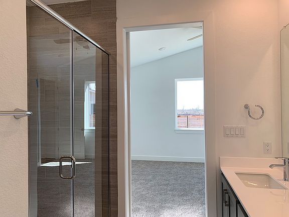 Enclave Lot 22 Primary Bath2