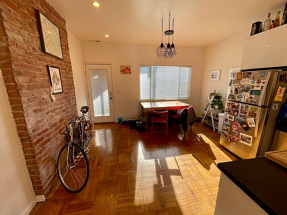 3rd image of 460 Lyon St APT 4
