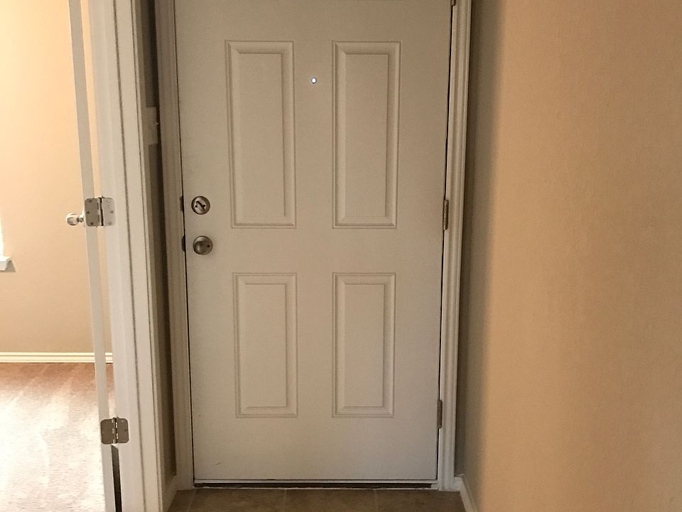 1st image of 6539 Davenport