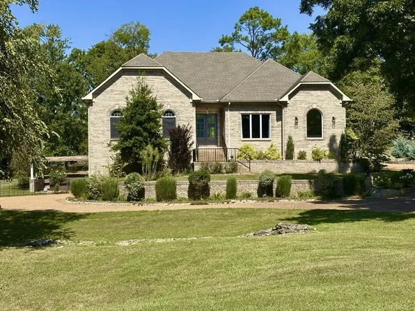 409 Rolling Mill Rd, Old Hickory, TN 37138