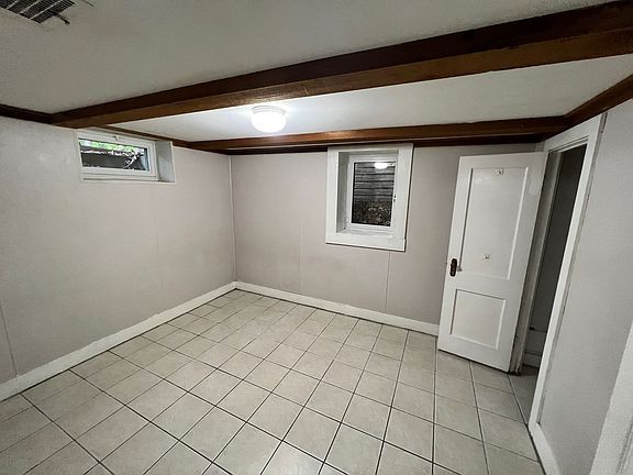 5th image of 1735 Fairchild Ave #B