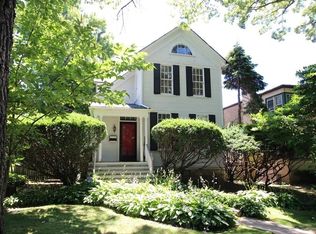 1625 W 101st St, Chicago, IL 60643