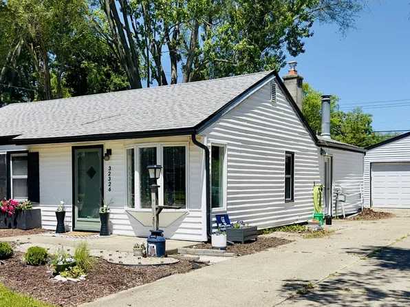 32326 Florence St, Garden City, MI 48135