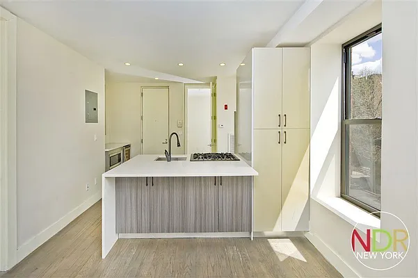 Rented by United Group | media 19