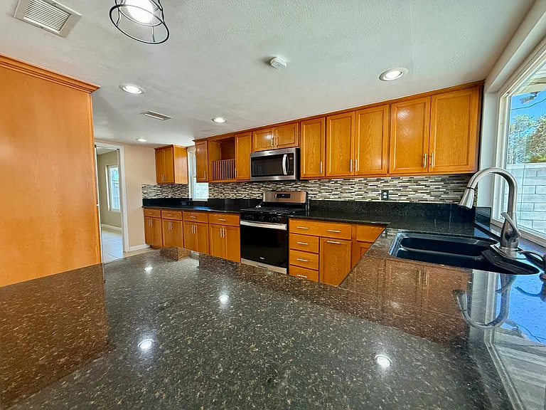 14340 Palmea Dr — Photo 6