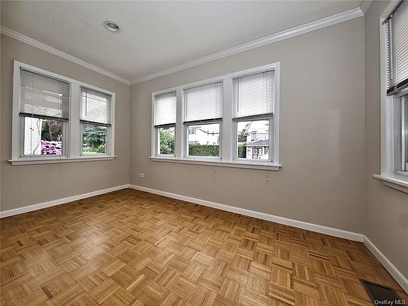 5th image of 65-67 Franklin Ave