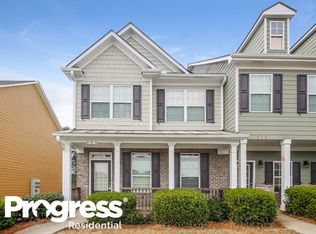 534 Georgia Way, Woodstock, GA 30188
