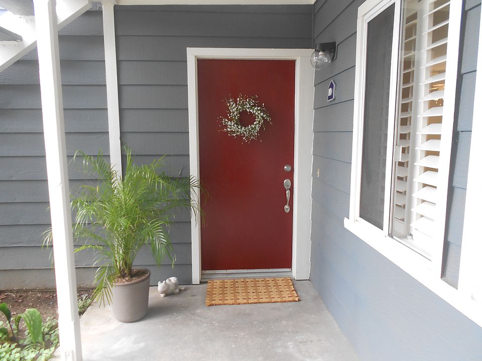 1st image of 6004 Bixby Village #19