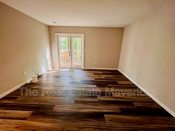 2nd image of 131 Pace Dr Unit D6