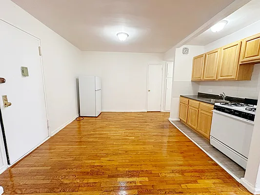 Rented by Brooklyn Property Group LLC | media 15