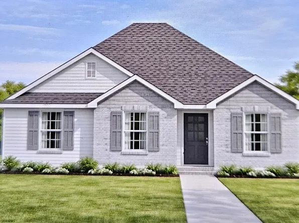 617 Nancy St, Mandeville, LA 70448