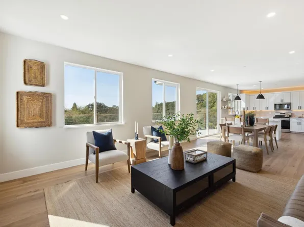 1825 Sonterra Court, Santa Rosa, CA 95403