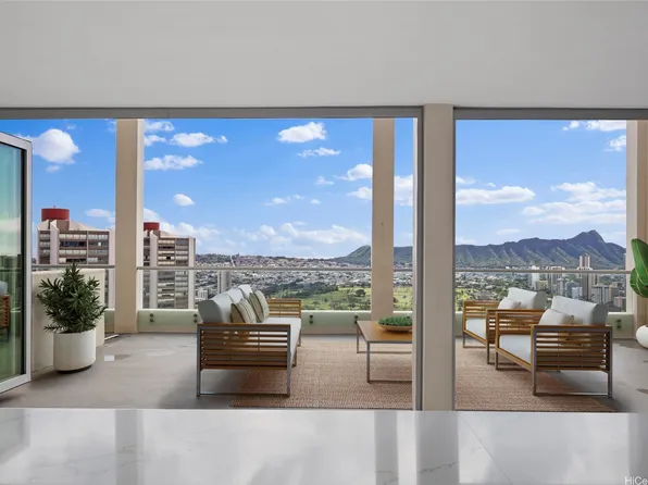 555 University Ave, Honolulu, HI 96826