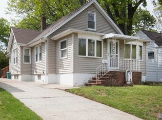54 Highview Ave, Bergenfield, NJ 07621