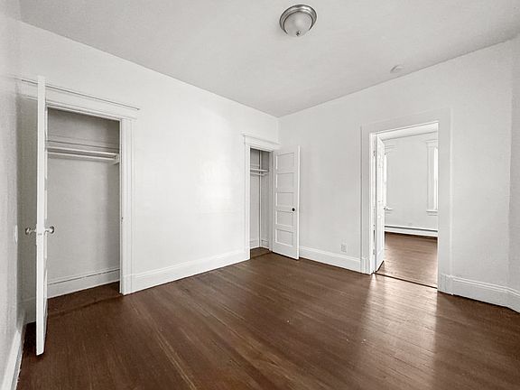 4th image of 425 Zion St #1