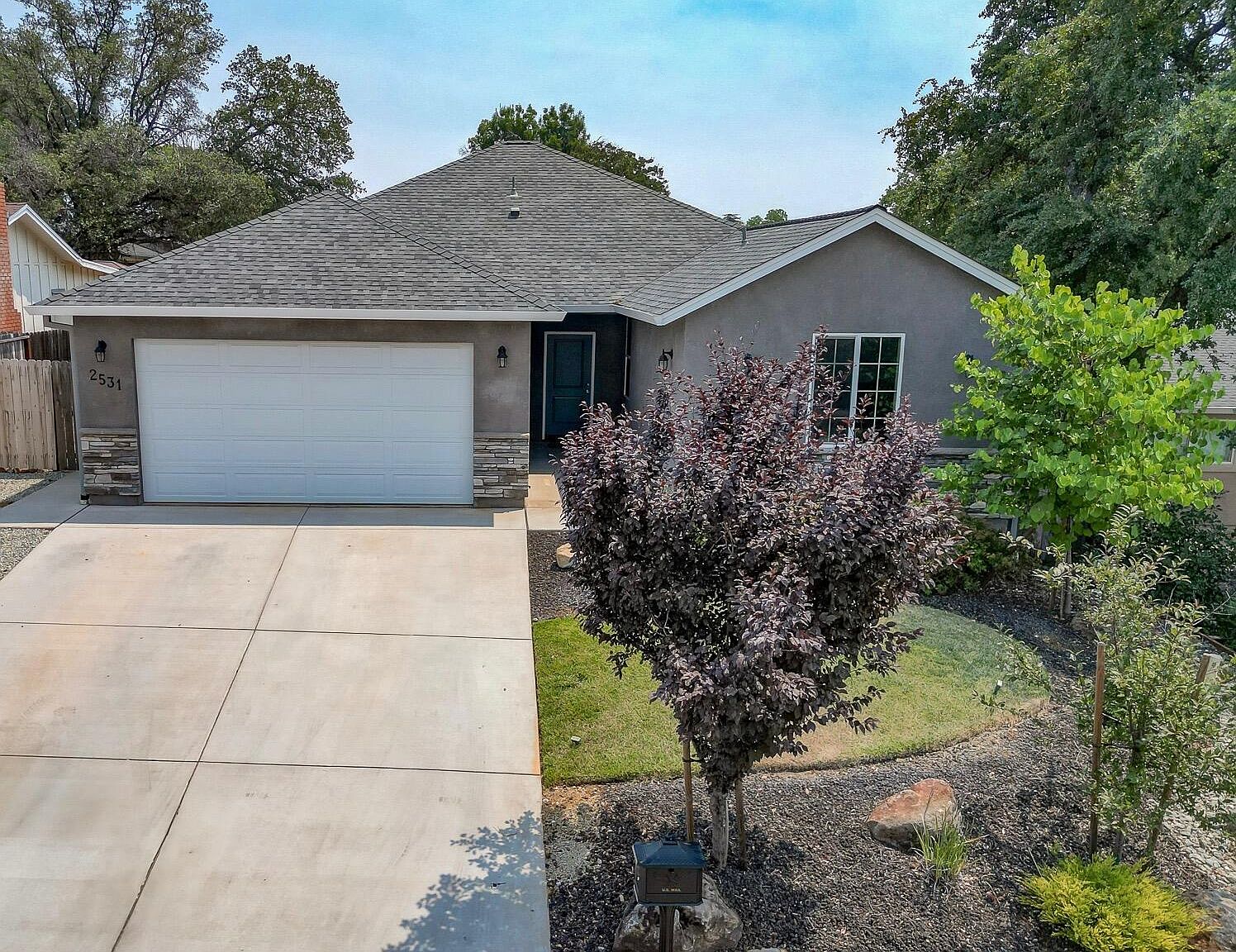 2531 Rainbow Ln, Redding, CA 96002 | Zillow