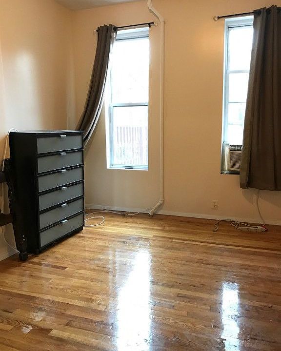 1st image of 345 21st St #1