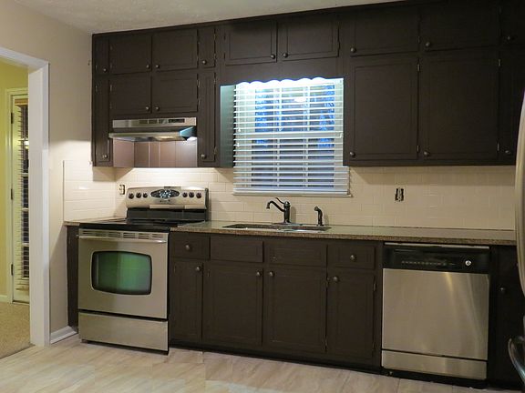 Partial view of kitchen