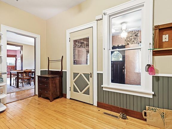 90th image of 200 N Park St