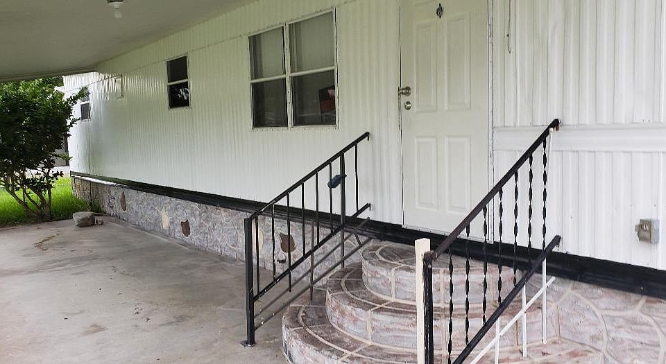 1st image of 8018 Charlin Pkwy