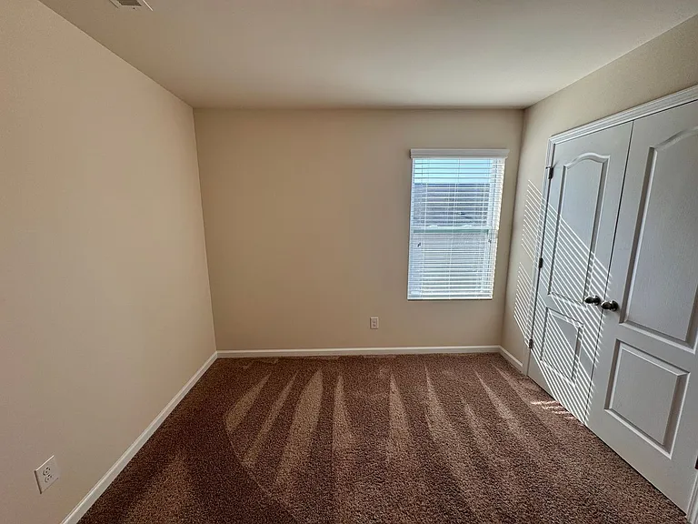 1580 Spring Blossom Trl — Photo 30