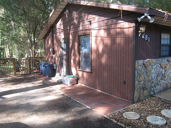 3rd image of 7281 E Highway 25