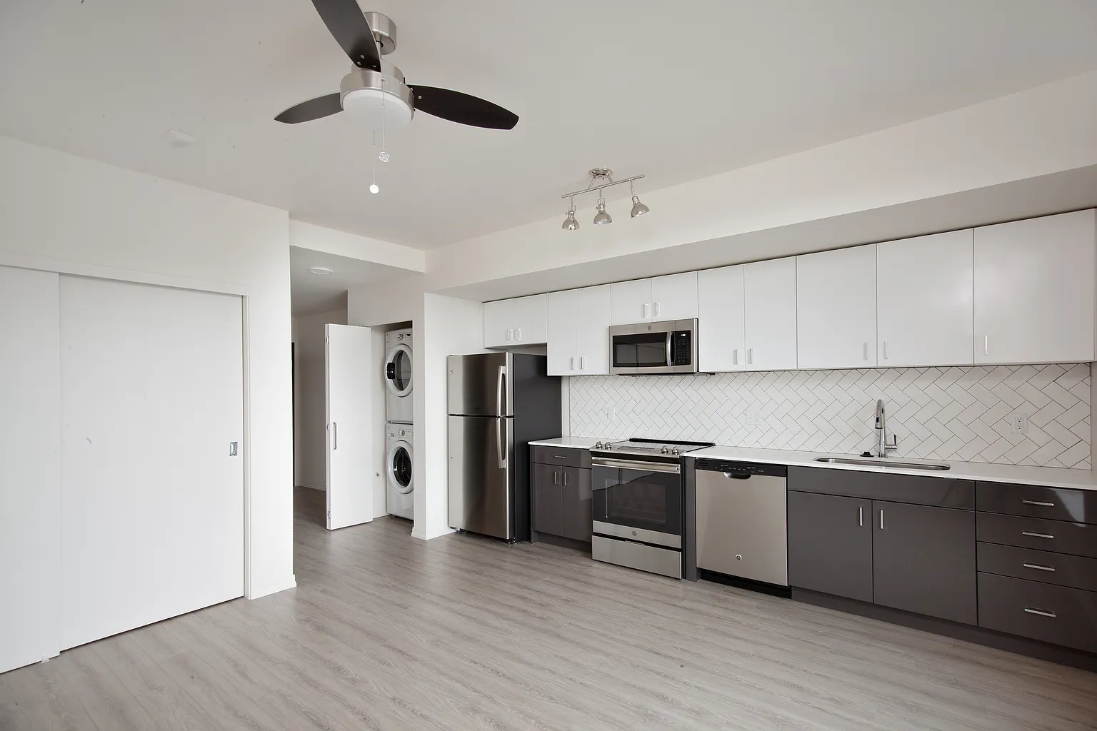 4400 NE Halsey St #313 photo 1