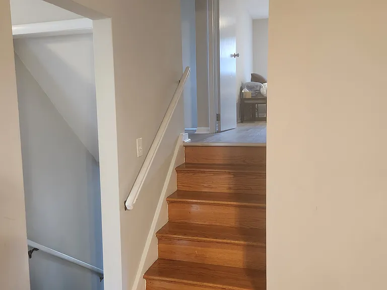 656 W Highland Ave — Photo 10