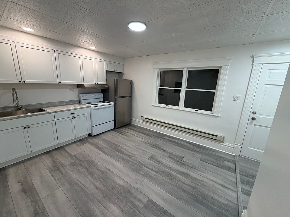 1st image of 501 N Main St APT 2