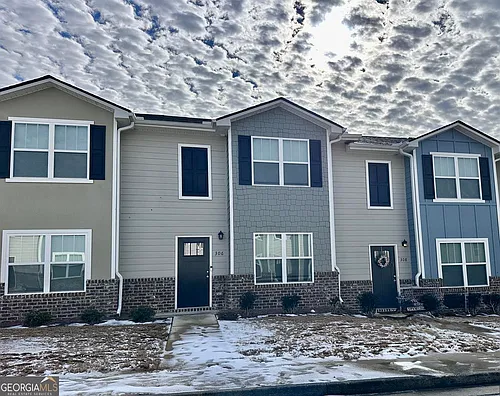 306 Ashigan St Photo 1