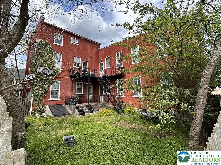118 Delaware Rd — Photo 14