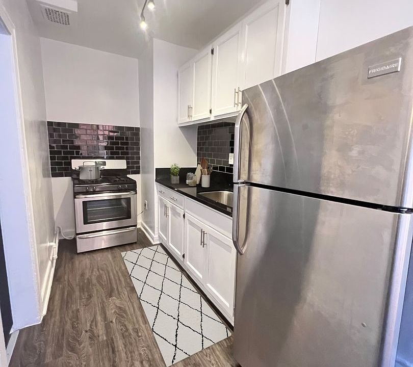 1st image of 687 Shatto Pl #365c7a12f